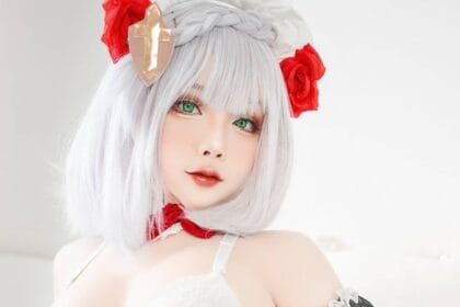 Noelle Sayu Momo cosplay