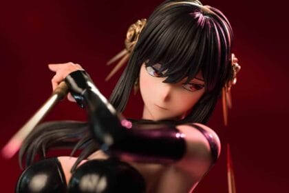 CREATION STUDIO Spy x Family Yor Forger figura 18 wall