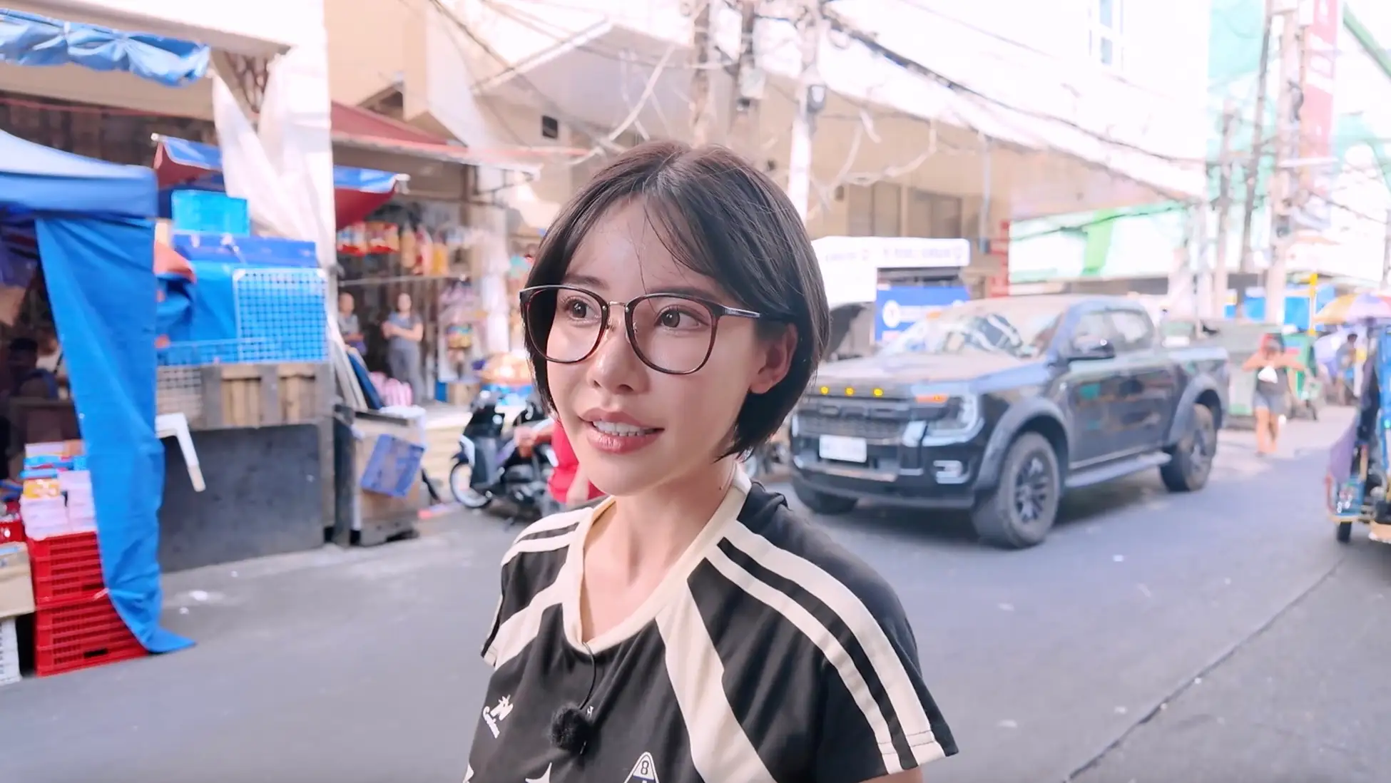 Eimi Fukada Deja el AV y Apuesta Todo por los Ninos de los Barrios Marginales en Filipinas 1 Eimi Fukada Deja el AV y Apuesta Todo por los Ninos de los Barrios Marginales en Filipinas 1